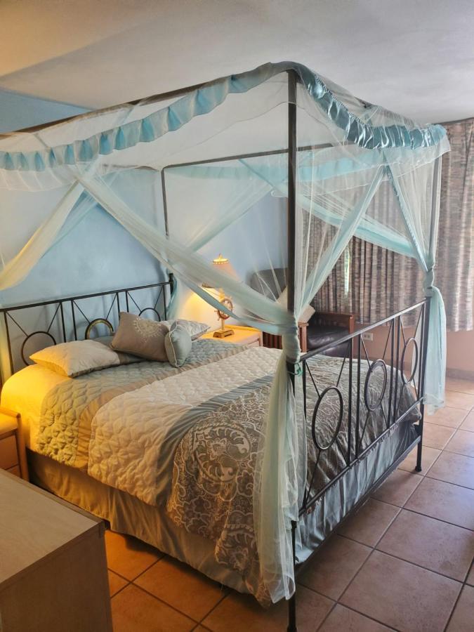 Conty'S Motel Naples Manor Екстер'єр фото